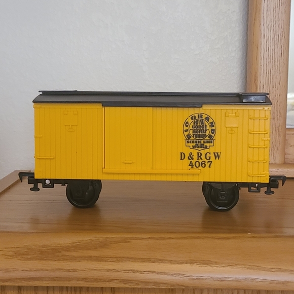 Toy Box Car - Picture 3 of 8